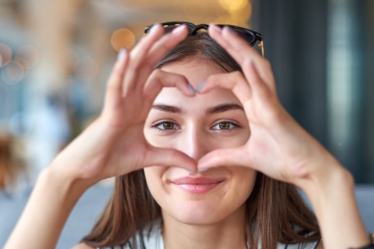 The Benefits of AREDS 2 + Omega-3 for Optimal Eye Health
