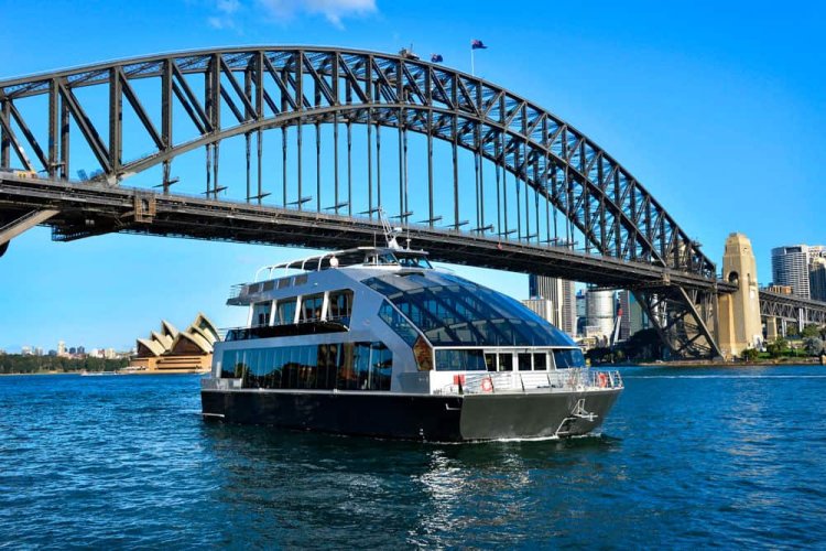 Sydney Lunch Cruises: Dine, Drift & Delight on the Harbour