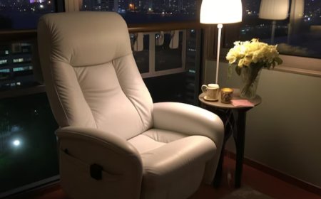 Custom-Made Lounge Chairs in Singapore: A Complete Guide
