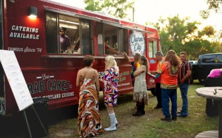 How Event Planning Becomes Effortless With Rental Food Trucks