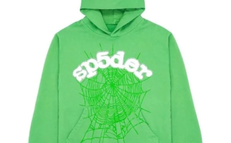 Sp5der Hoodie: A Streetwear Icon That Redefines Urban Style
