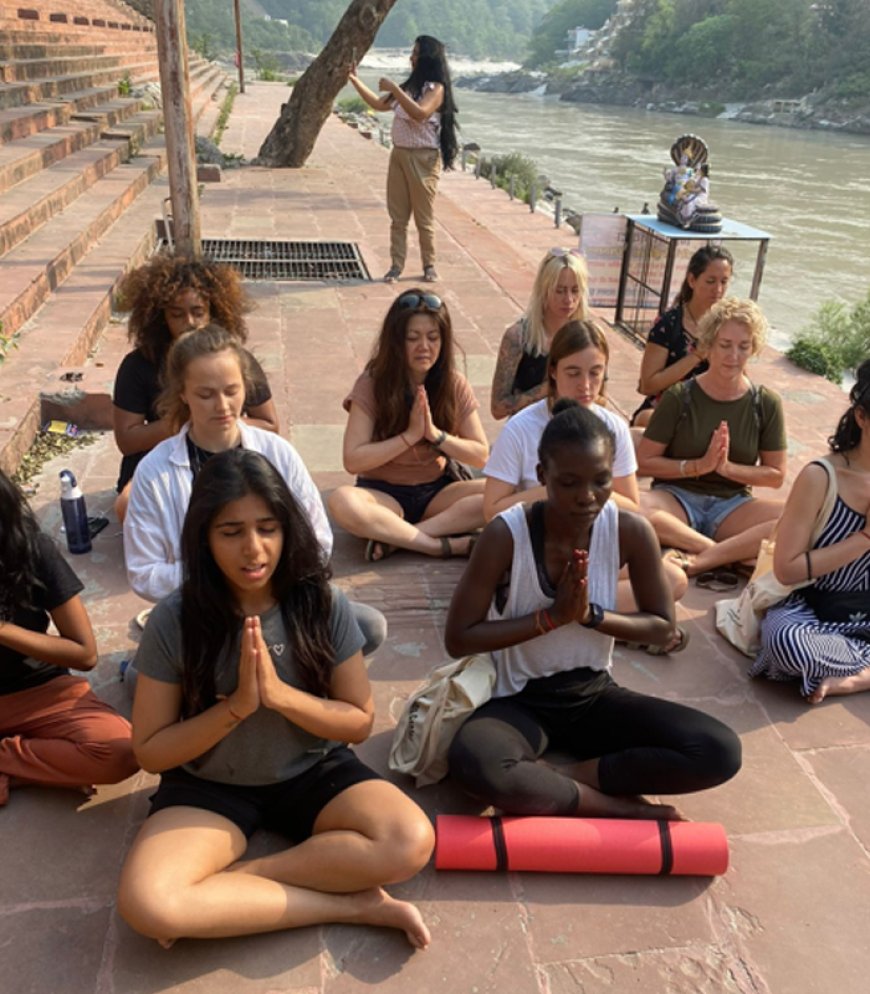 What Makes Ayurveda Retreats in Rishikesh Unique?
