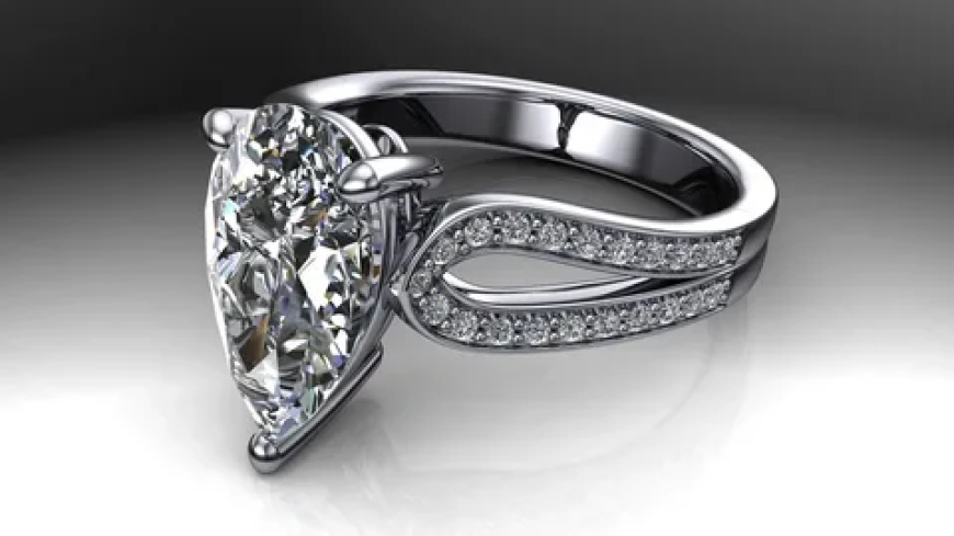 Engagement Ring Toronto: Celebrating Love with Bespoke Elegance