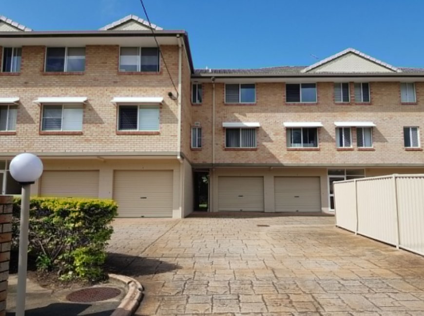 Top Real Estate Agent Buddina – Local Property Experts