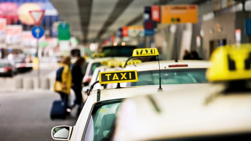 Do Taxis Offer Advantages for Traveling to Indiranagar from Bangalore Airport?