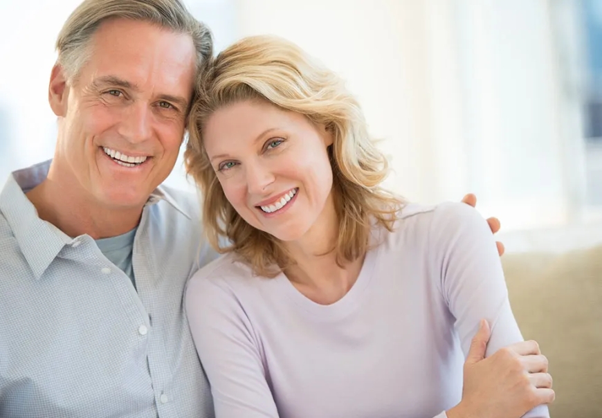 How to Choose the Right Denture Provider for Comfort and Durability
